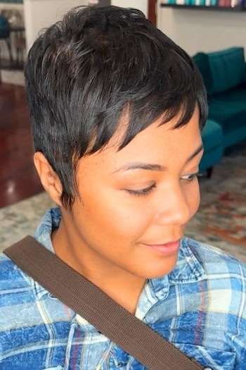 Cropped Pixie with Piecey Bangs Haircut