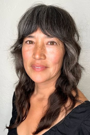 Long Wavy Shag Hairstyle