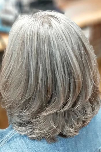 Layered Lob With Soft Texture Haircut