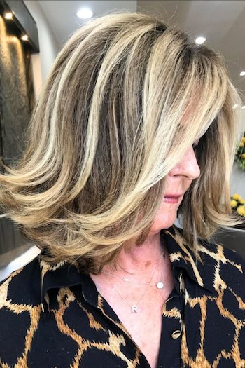 Bouncy Layered Bob With Chunky Flipped End Haircut