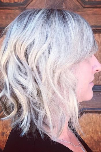 Wavy Layered Lob With Light Texture Haircut