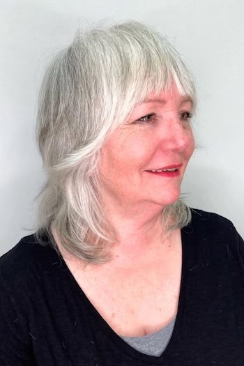 Medium Layered Shag Hairstyle