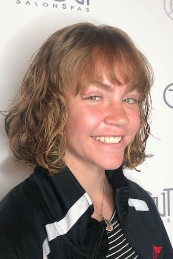 Wavy Bob with Wispy Bangs Hairstyle