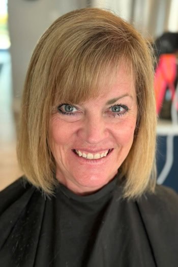 Medium Bob With Side Part And Bangs Hairstyle