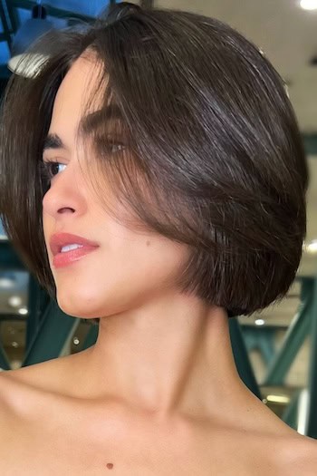 Short Wispy Bob Hairstyle, side view.