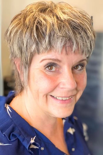 Textured Pixie Shag with Silver Highlights Hairstyle