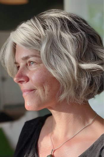 Wavy Bob Hairstyle