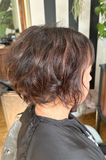 Short Wavy Bob Hairstyle