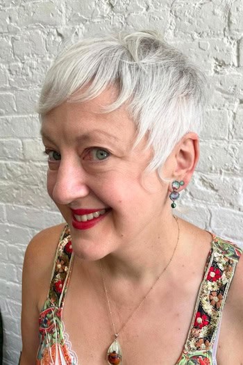 Textured Cropped Shag Hairstyle