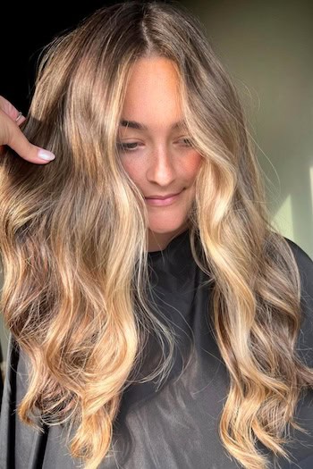 Lived-In Honey Blonde Hair Color