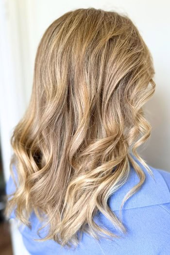 Beachy Lived-In Blonde Hair Color