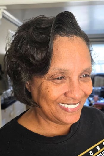 Layered Jaw-Length Bob with Side Sweep Haircut