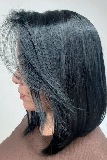 Face-Framing Lob Hairstyle, side view.