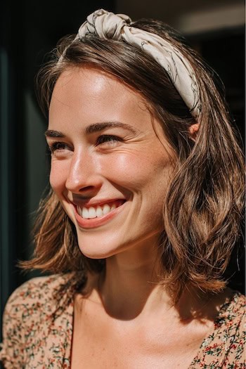 Medium Hair With Fabric Headband Hairstyle