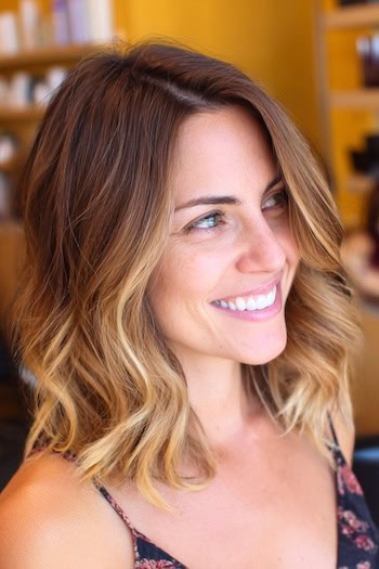 Medium-Length Ombre Waves Hairstyle
