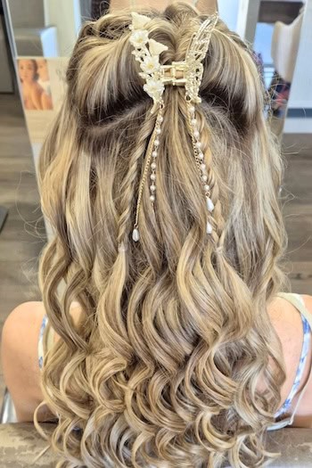 Half-Up Half-Down Prom Hairstyle With Pearl Hair Clip
