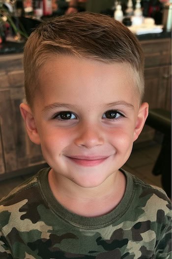 Short Side Part with Taper Haircut