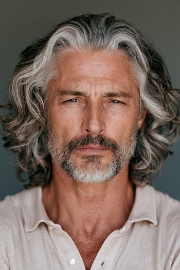 Medium Length Loose Curls Hairstyle